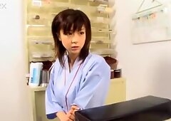 Flot Teenager Aki Hoshino Besøg Hospital for check-up